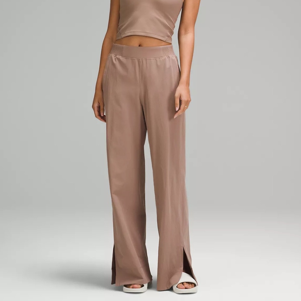 Lululemon Stretch Woven High Rise Wide Leg Pant BONE